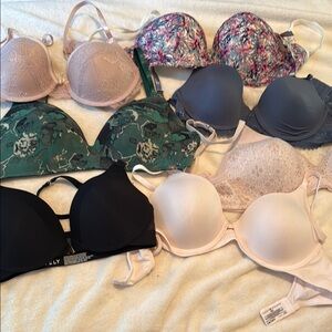 Elegant Women's Lace and Floral Bra Set